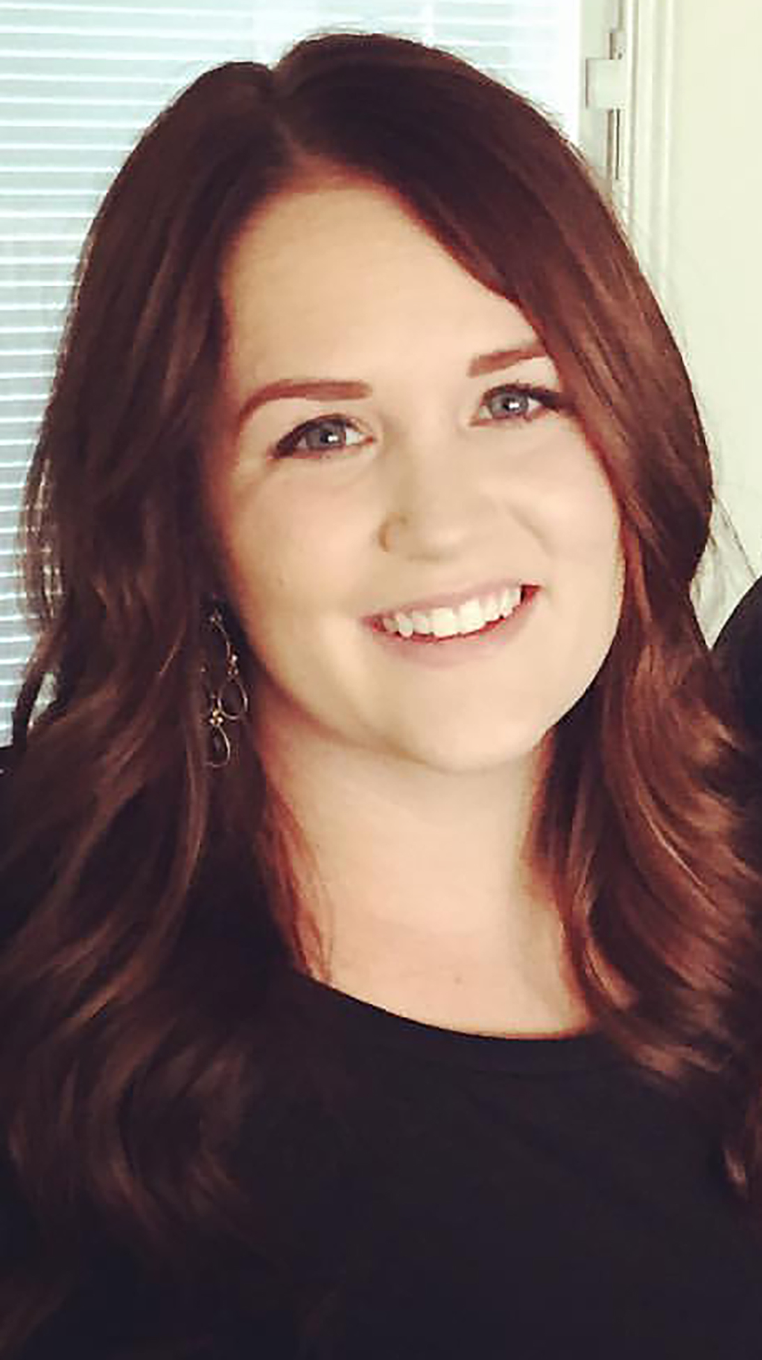 Kenzie27s beautiful headshot