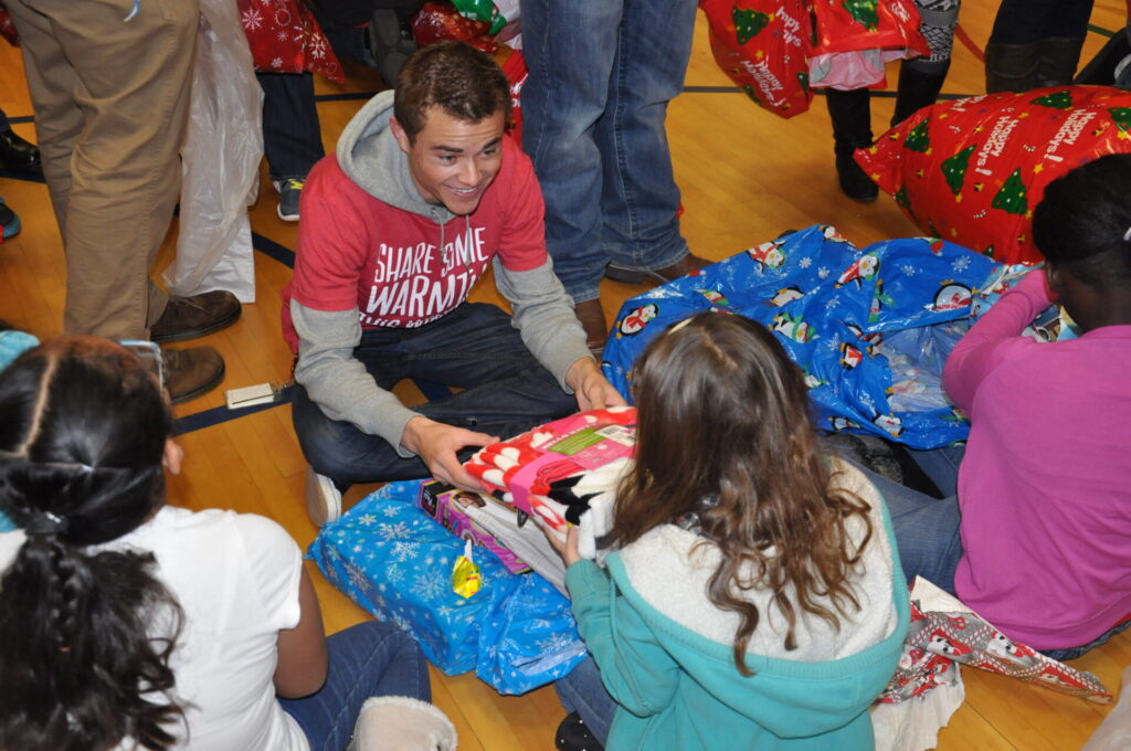 Lincoln 3 vivint christmas